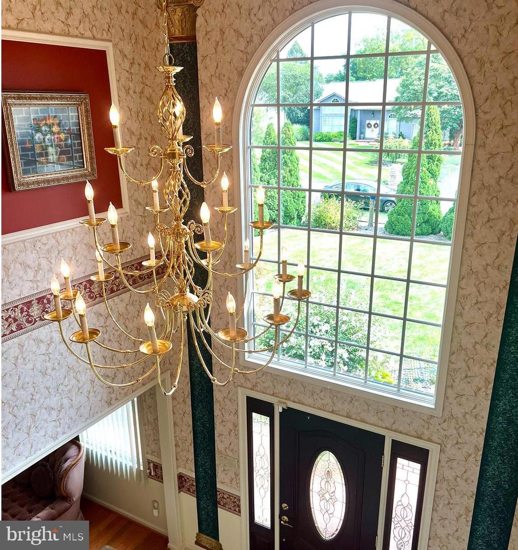 Chambersburg, Pennsylvania, 17202, United States, 5 Bedrooms Bedrooms, ,6 BathroomsBathrooms,Residential,For Sale,1989609