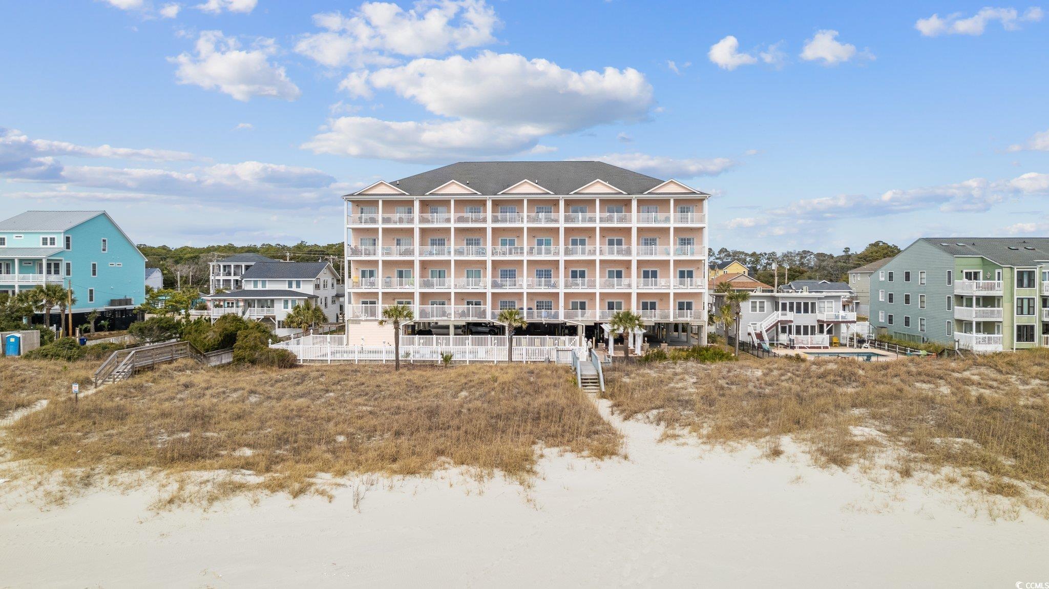 North Myrtle Beach, South Carolina, 29582, United States, 6 Bedrooms Bedrooms, ,5 BathroomsBathrooms,Residential,For Sale,1981254