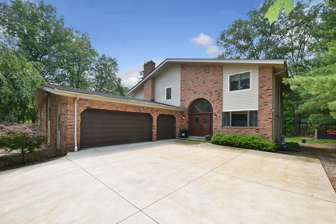 Broadview Heights, Ohio, 44147, United States, 5 Bedrooms Bedrooms, ,4 BathroomsBathrooms,Residential,For Sale,1921869