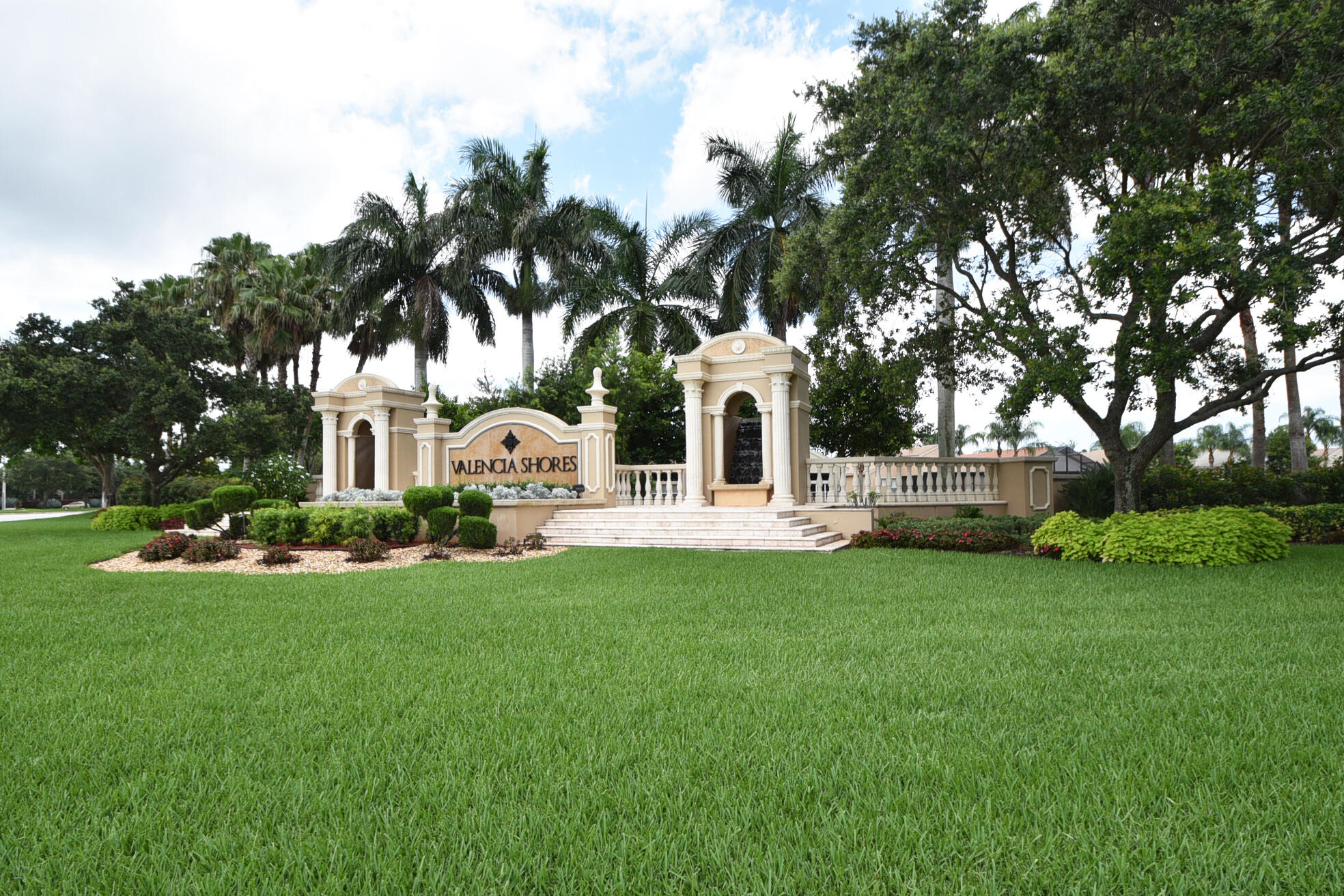 Lake Worth, Florida, 33467, United States, 4 Bedrooms Bedrooms, ,3 BathroomsBathrooms,Residential,For Sale,1829165