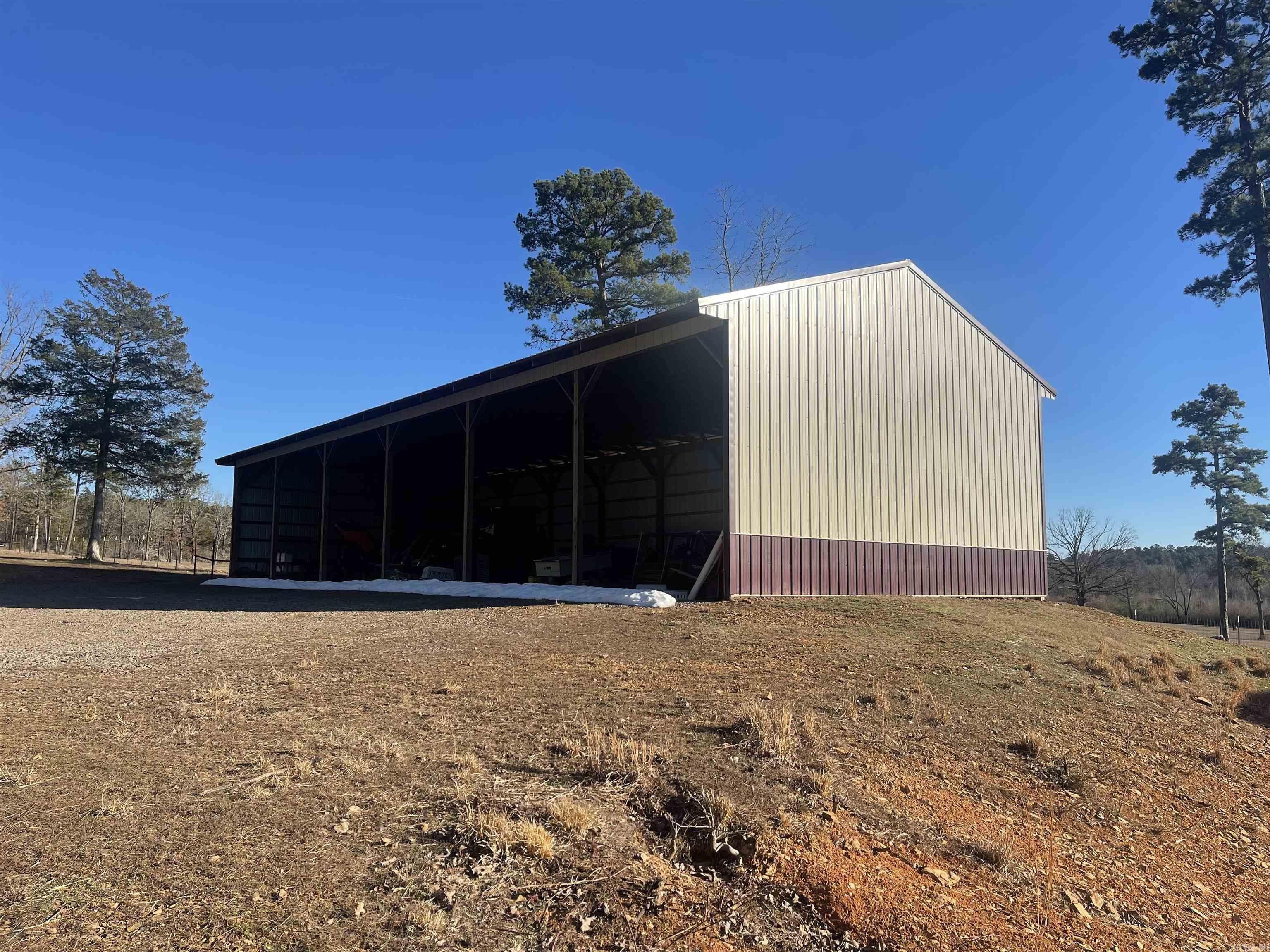 Danville, Arkansas, 72833, United States, 1 Bedroom Bedrooms, ,1 BathroomBathrooms,Residential,For Sale,1916227