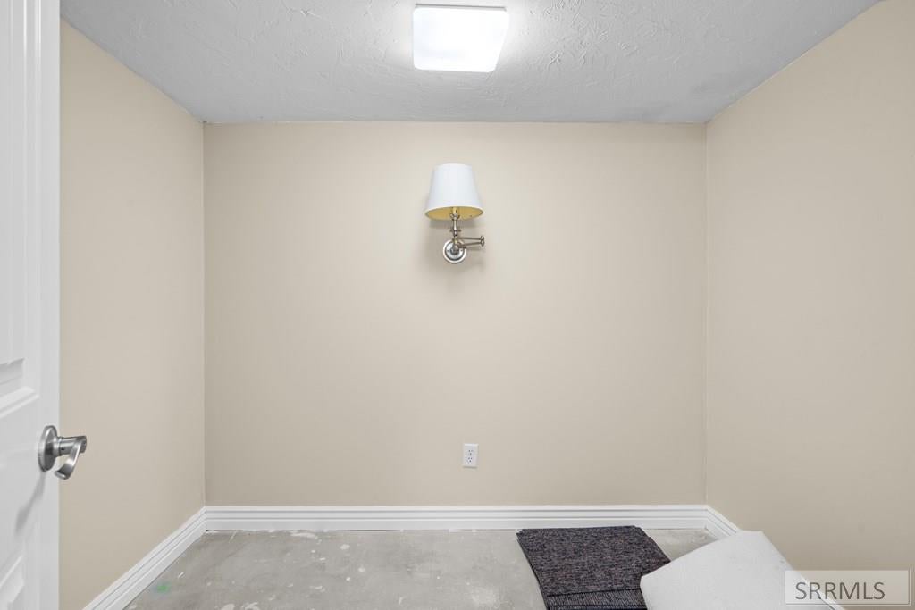 IDAHO FALLS, Idaho, 83402, United States, 5 Bedrooms Bedrooms, ,3 BathroomsBathrooms,Residential,For Sale,1987335