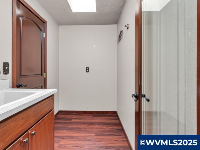 Salem, Oregon, 97301, United States, 3 Bedrooms Bedrooms, ,2 BathroomsBathrooms,Residential,For Sale,1794677