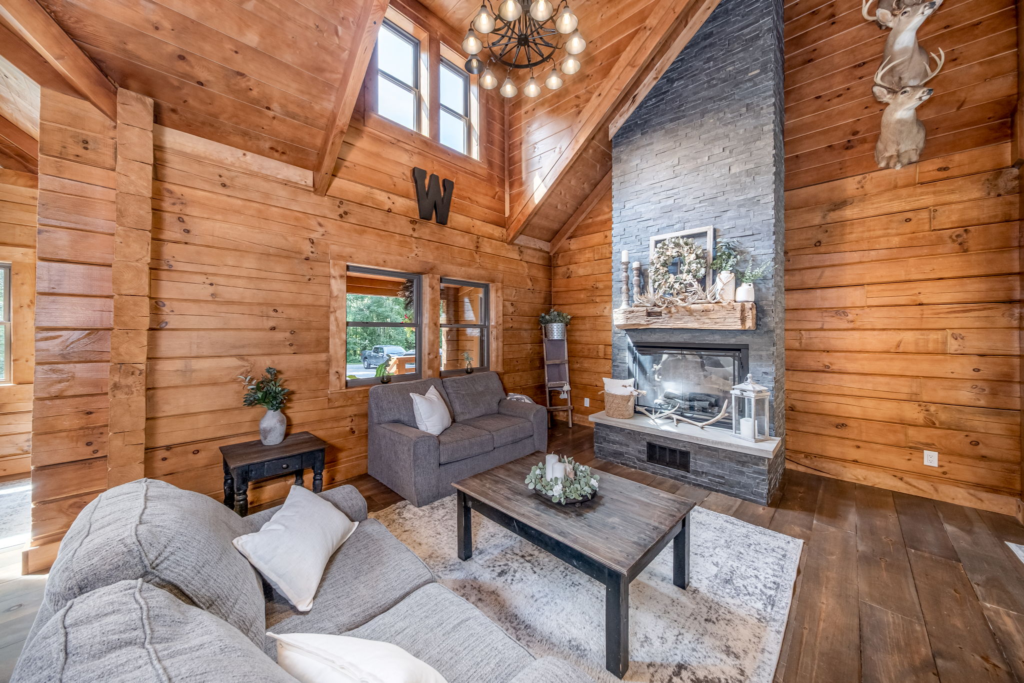 Lakeview, Michigan, 48850, United States, 4 Bedrooms Bedrooms, ,4 BathroomsBathrooms,Residential,For Sale,1943145