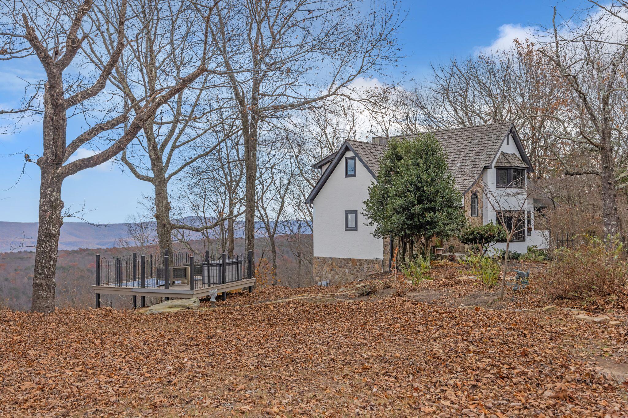 Rising Fawn, Georgia, 30738, United States, 2 Bedrooms Bedrooms, ,2 BathroomsBathrooms,Residential,For Sale,1995389