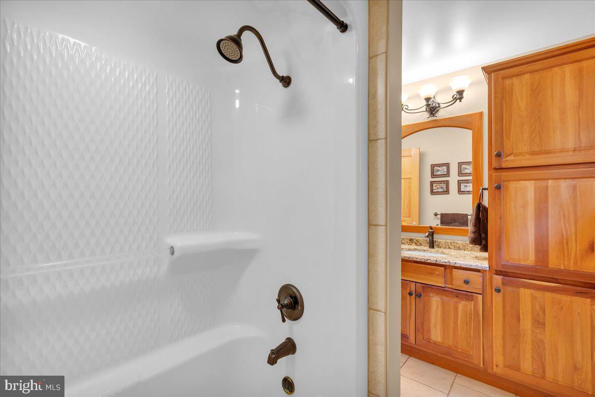 FRANKLINVILLE, New Jersey, 08322, United States, 4 Bedrooms Bedrooms, ,3 BathroomsBathrooms,Residential,For Sale,1976582