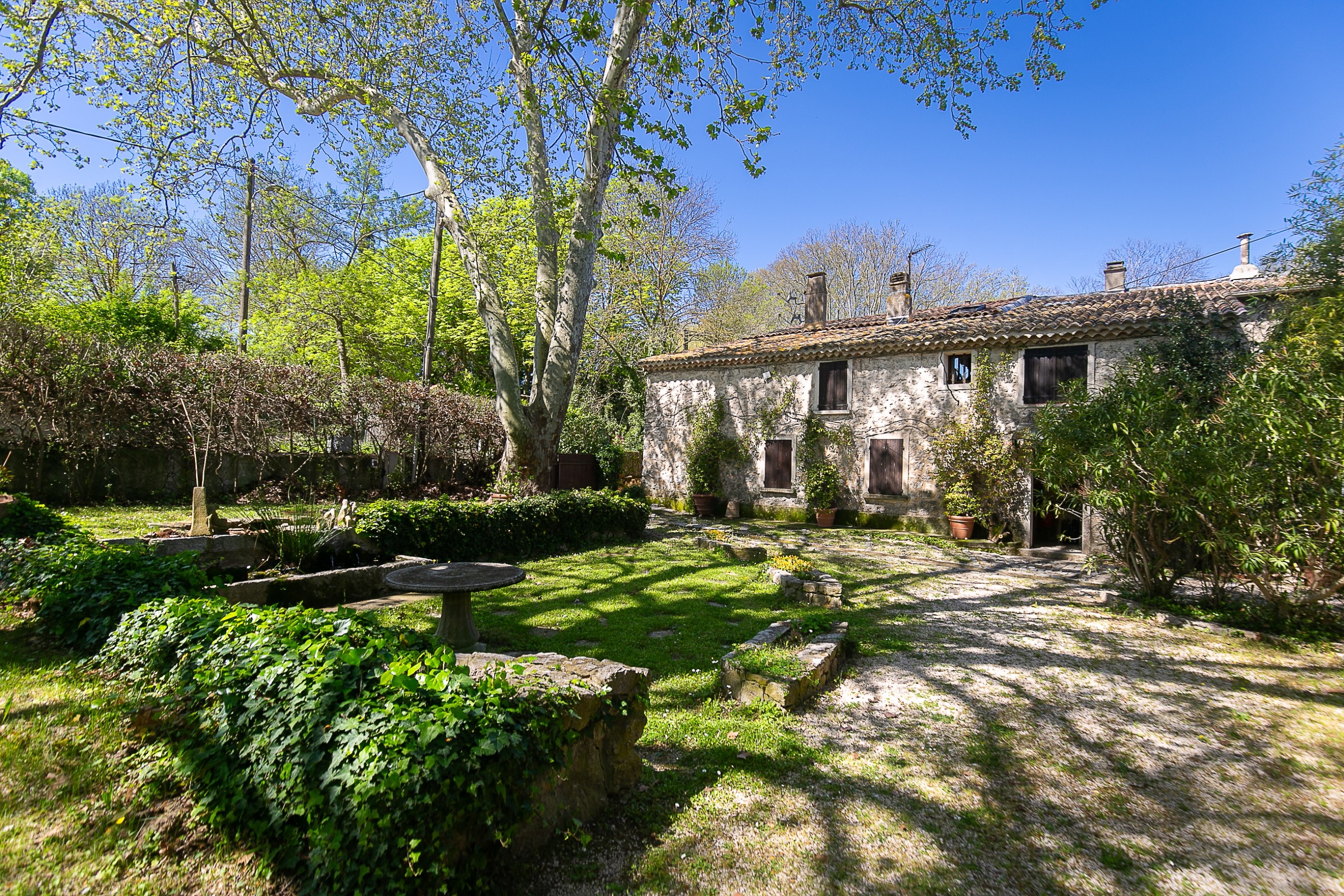  Stones Houses to renovate - 物件實景