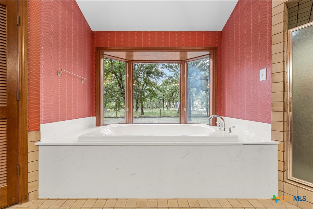 Holland, Texas, 76534, United States, 3 Bedrooms Bedrooms, ,2 BathroomsBathrooms,Residential,For Sale,1933257