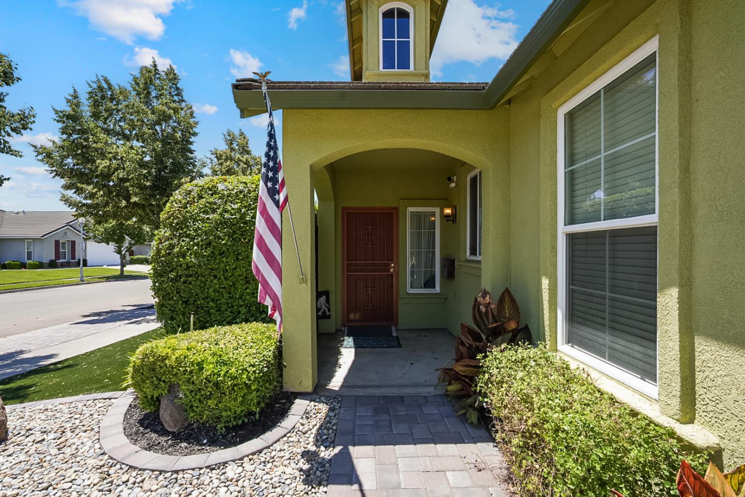 Lodi, California, 95242, United States, 4 Bedrooms Bedrooms, ,2 BathroomsBathrooms,Residential,For Sale,1928758