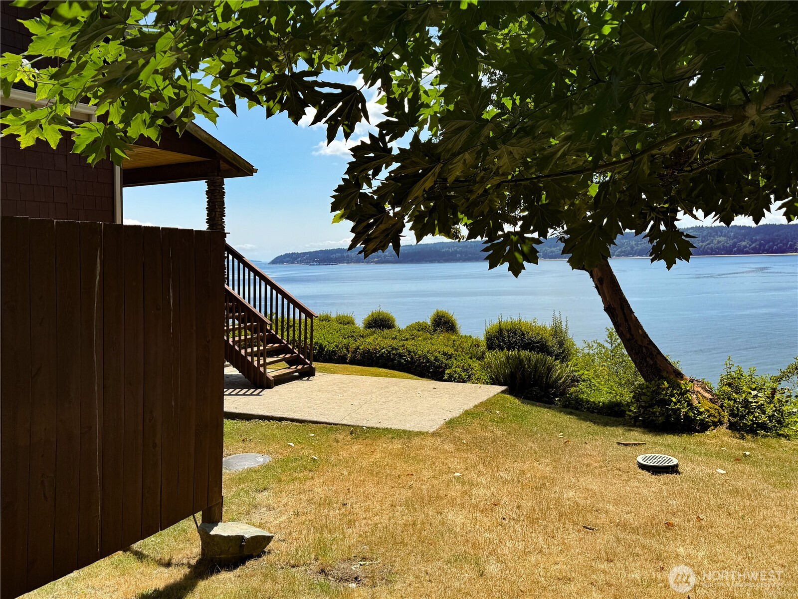 Everett, Washington, 98206, United States, 2 Bedrooms Bedrooms, ,1 BathroomBathrooms,Residential,For Sale,1982450