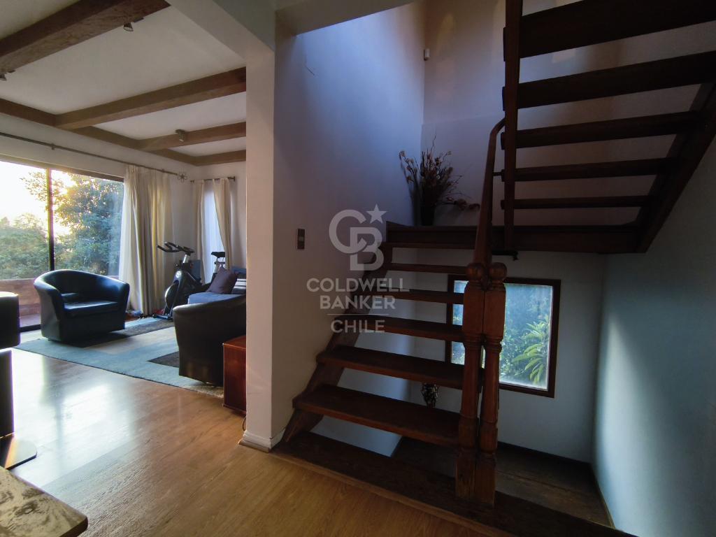 Las Condes, Chile, 5 Bedrooms Bedrooms, ,4 BathroomsBathrooms,Residential,For Sale,1821022