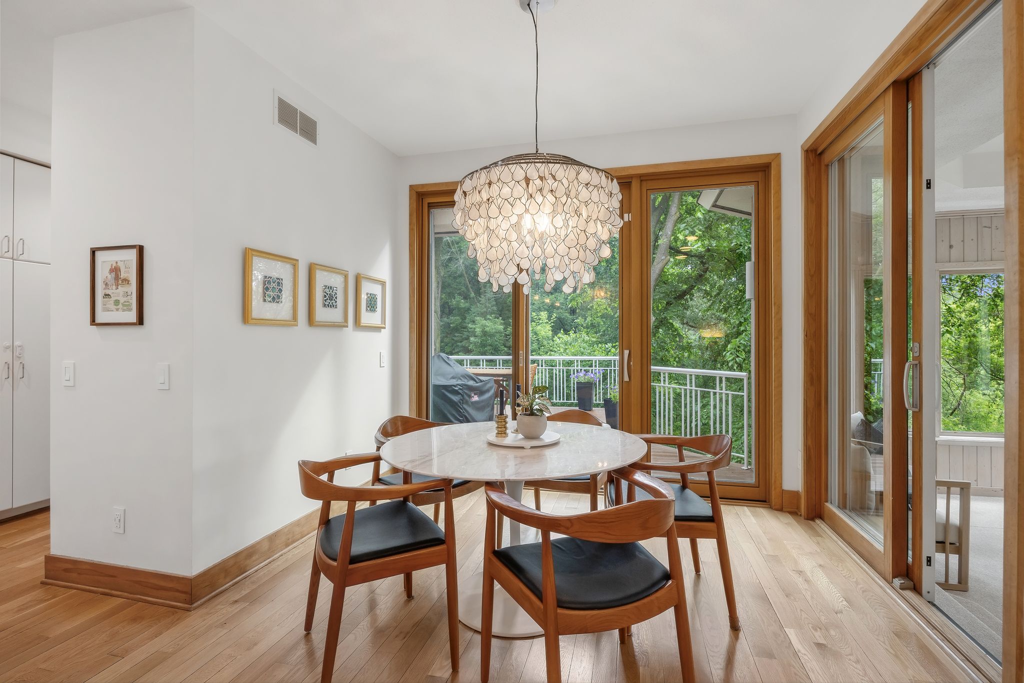  Luxury Contemporary Home in Serene Minnetonka Setting - 物件實景