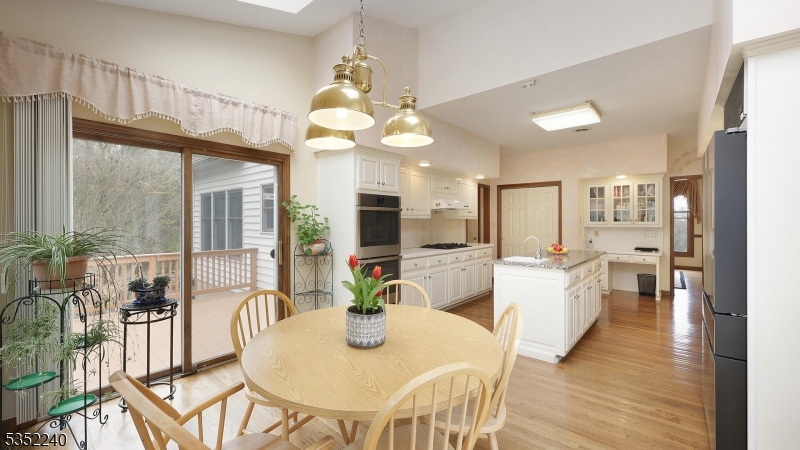 Bridgewater Twp., New Jersey, 07920, United States, 5 Bedrooms Bedrooms, ,4 BathroomsBathrooms,Residential,For Sale,1784085