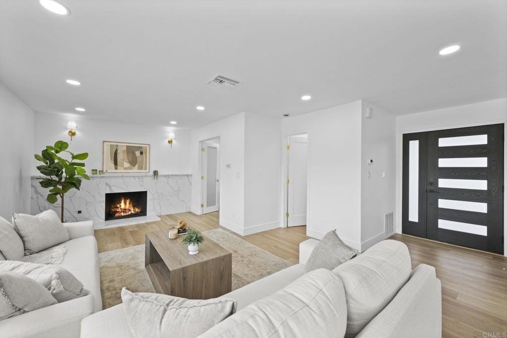 Chula Vista, California, 91911, United States, 5 Bedrooms Bedrooms, ,3 BathroomsBathrooms,Residential,For Sale,2000991