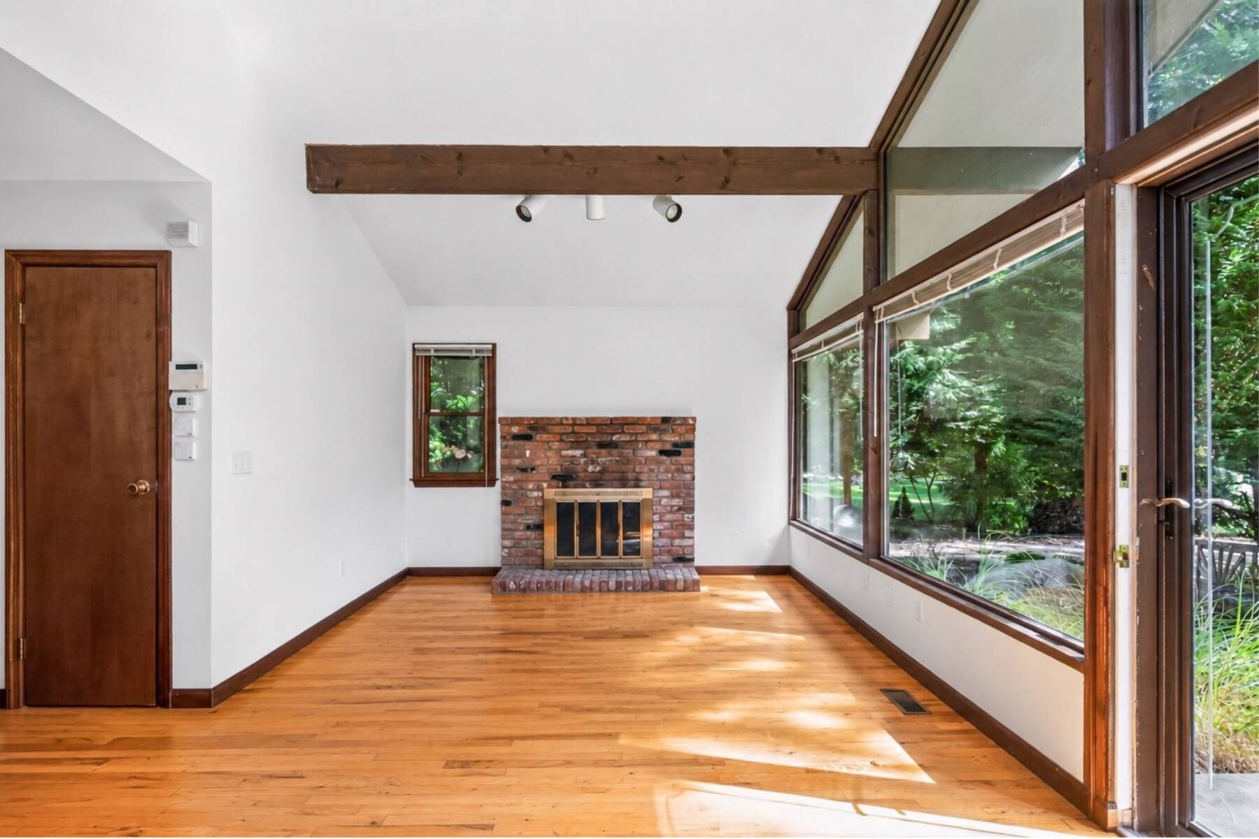  Light-Filled Contemporary in Clearwater - 物件實景