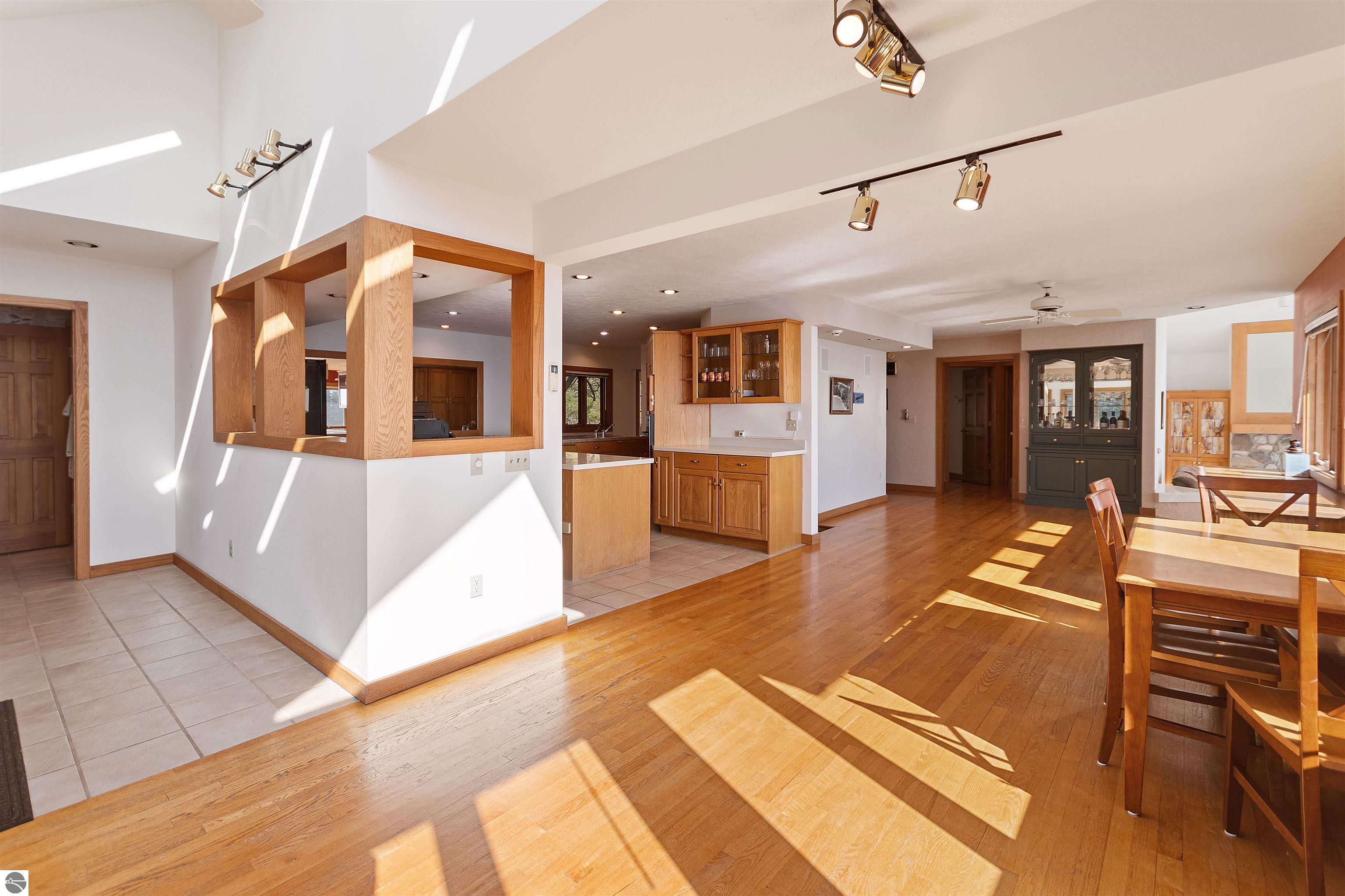 Traverse City, Michigan, 49686, United States, 5 Bedrooms Bedrooms, ,4 BathroomsBathrooms,Residential,For Sale,1770501