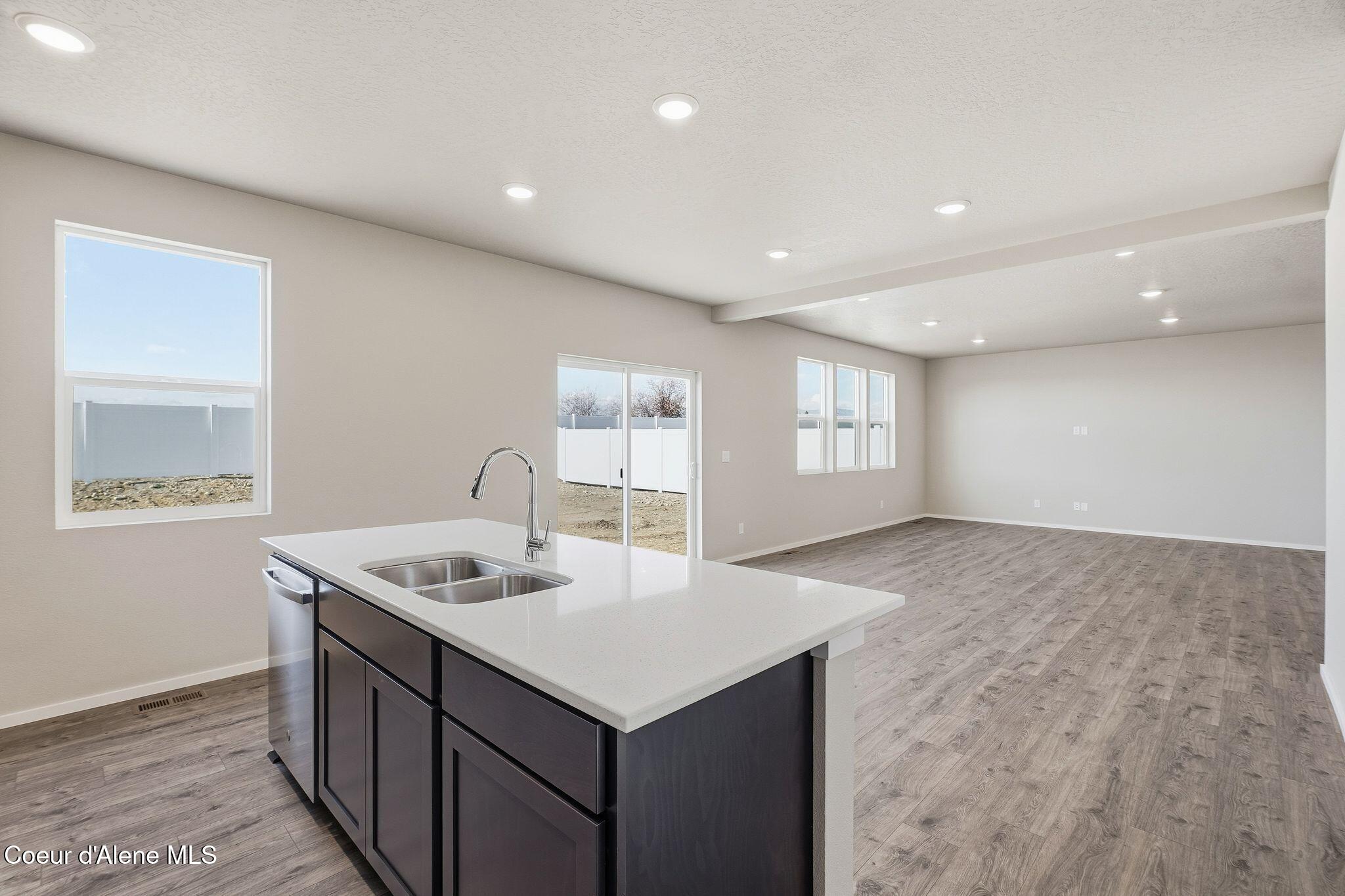 Post Falls, Idaho, 83854, United States, 4 Bedrooms Bedrooms, ,3 BathroomsBathrooms,Residential,For Sale,1973812