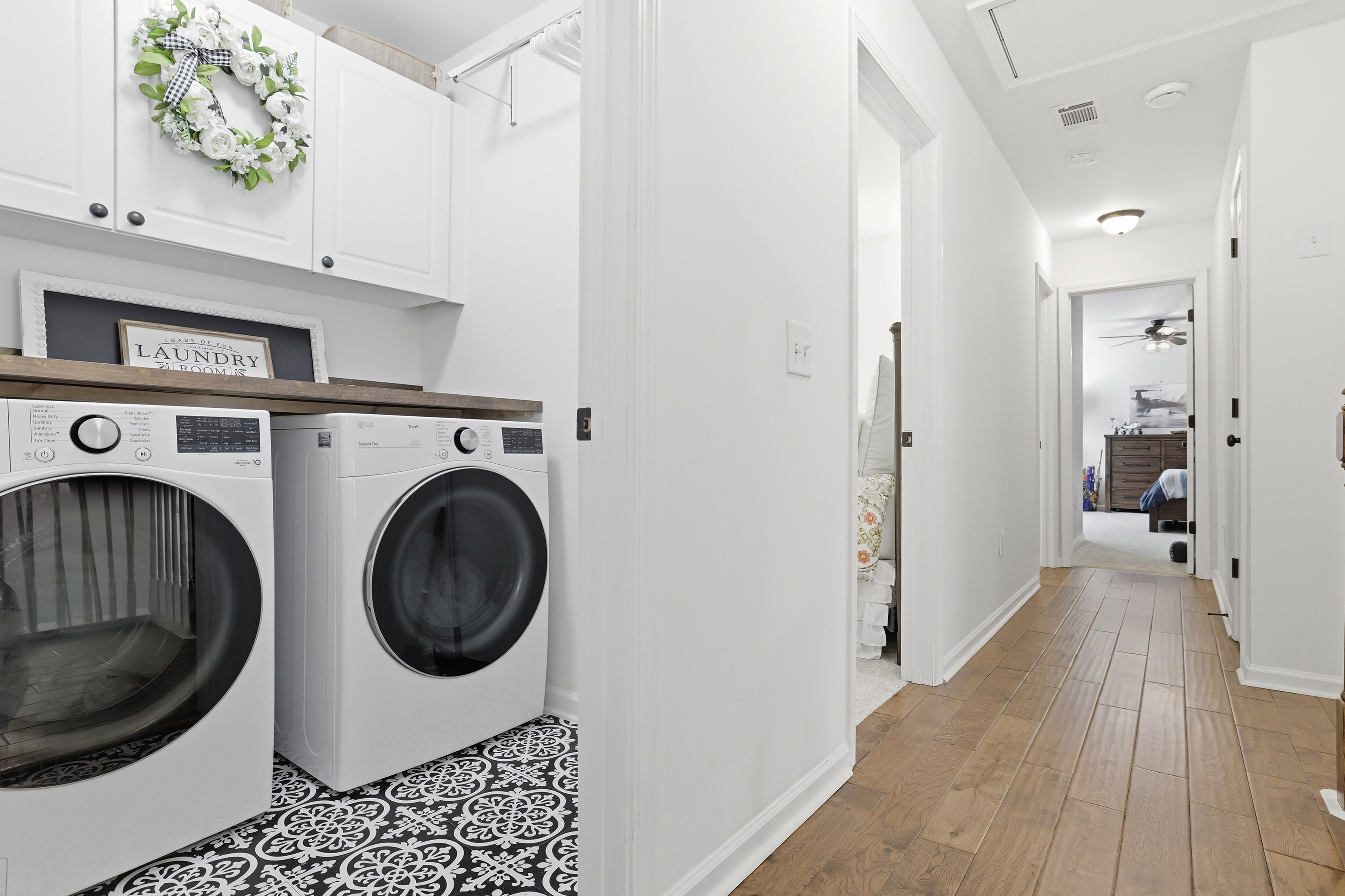  Classic Beauty in Amenity-rich Parkstone Community - 物件實景