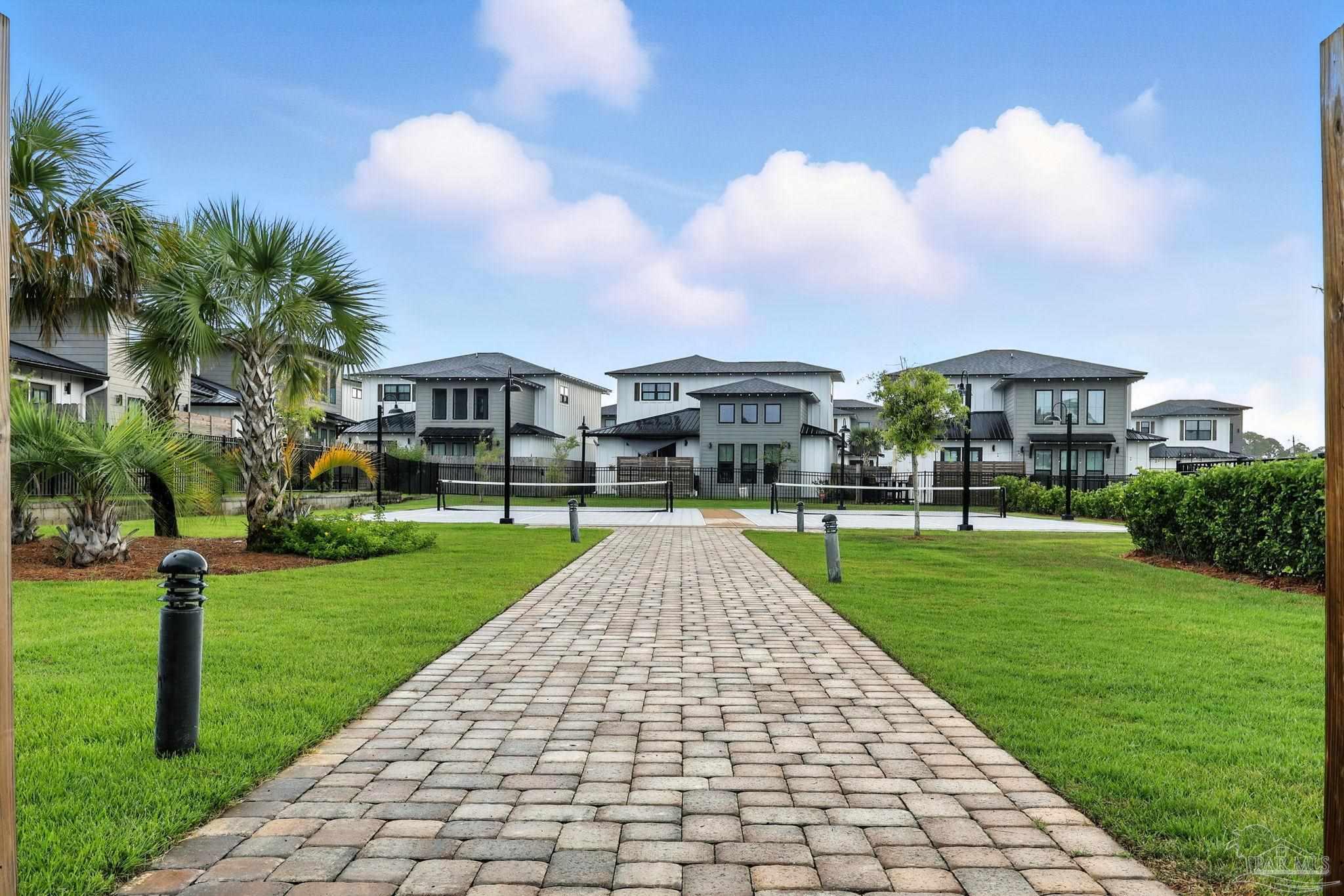 Pensacola, Florida, 32507, United States, 3 Bedrooms Bedrooms, ,3 BathroomsBathrooms,Residential,For Sale,1956386