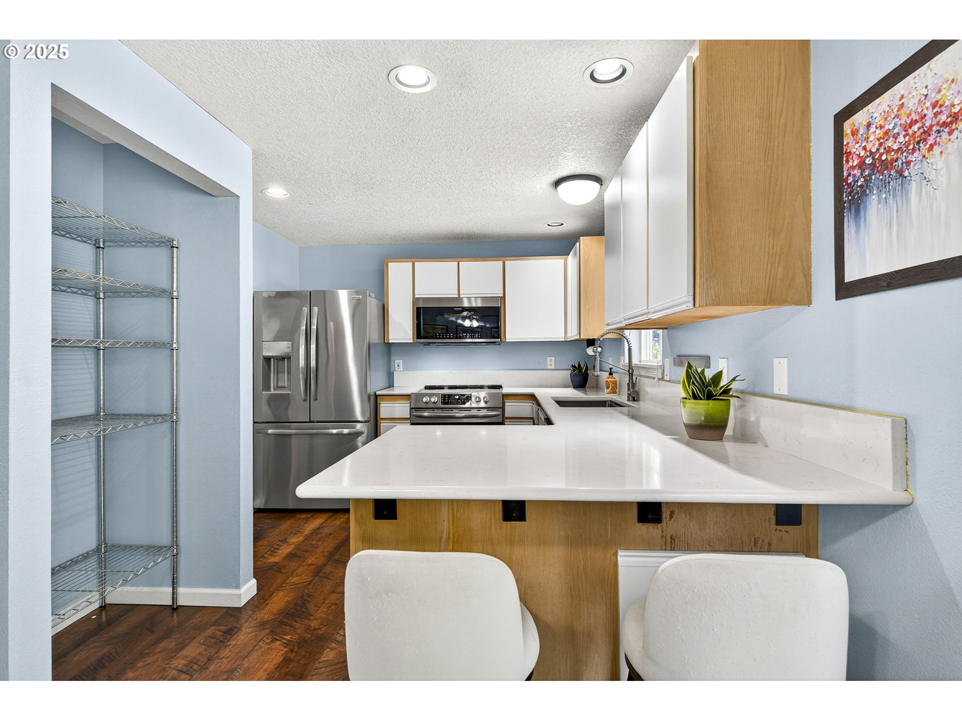 Dundee, Oregon, 97115, United States, 3 Bedrooms Bedrooms, ,2 BathroomsBathrooms,Residential,For Sale,1903917