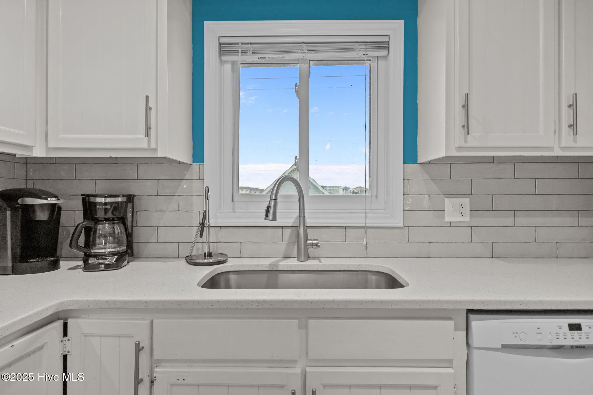 Carolina Beach, North Carolina, 28428, United States, 2 Bedrooms Bedrooms, ,2 BathroomsBathrooms,Residential,For Sale,2005552