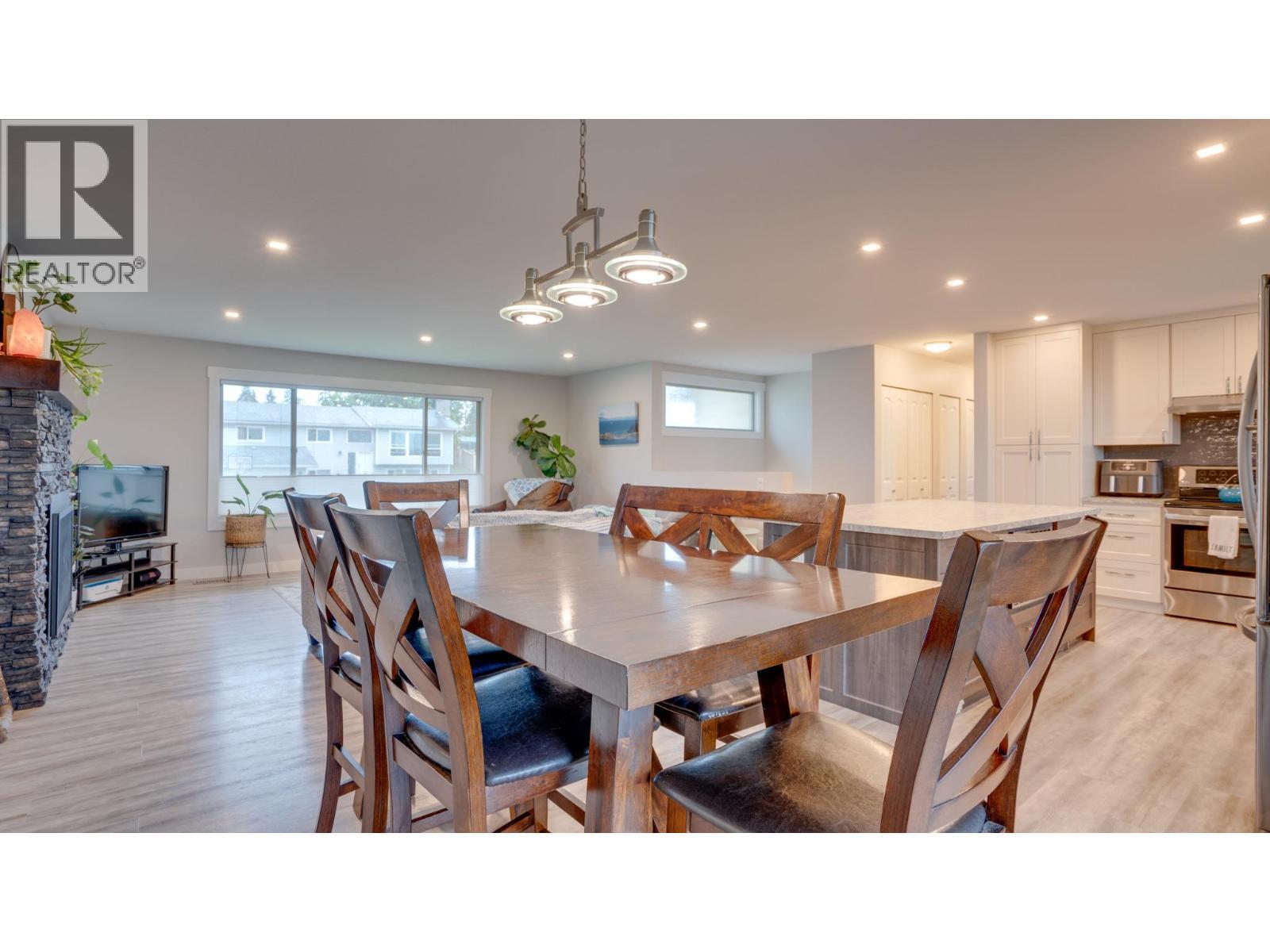 ARMSTRONG, British Columbia, V4Y 0B3, CA, 4 Bedrooms Bedrooms, ,2 BathroomsBathrooms,Residential,For Sale,1950406