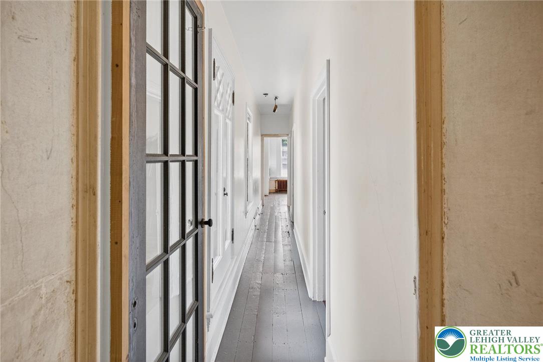 Jim Thorpe Boro, Pennsylvania, 18229, United States, 7 Bedrooms Bedrooms, ,3 BathroomsBathrooms,Residential,For Sale,1903669