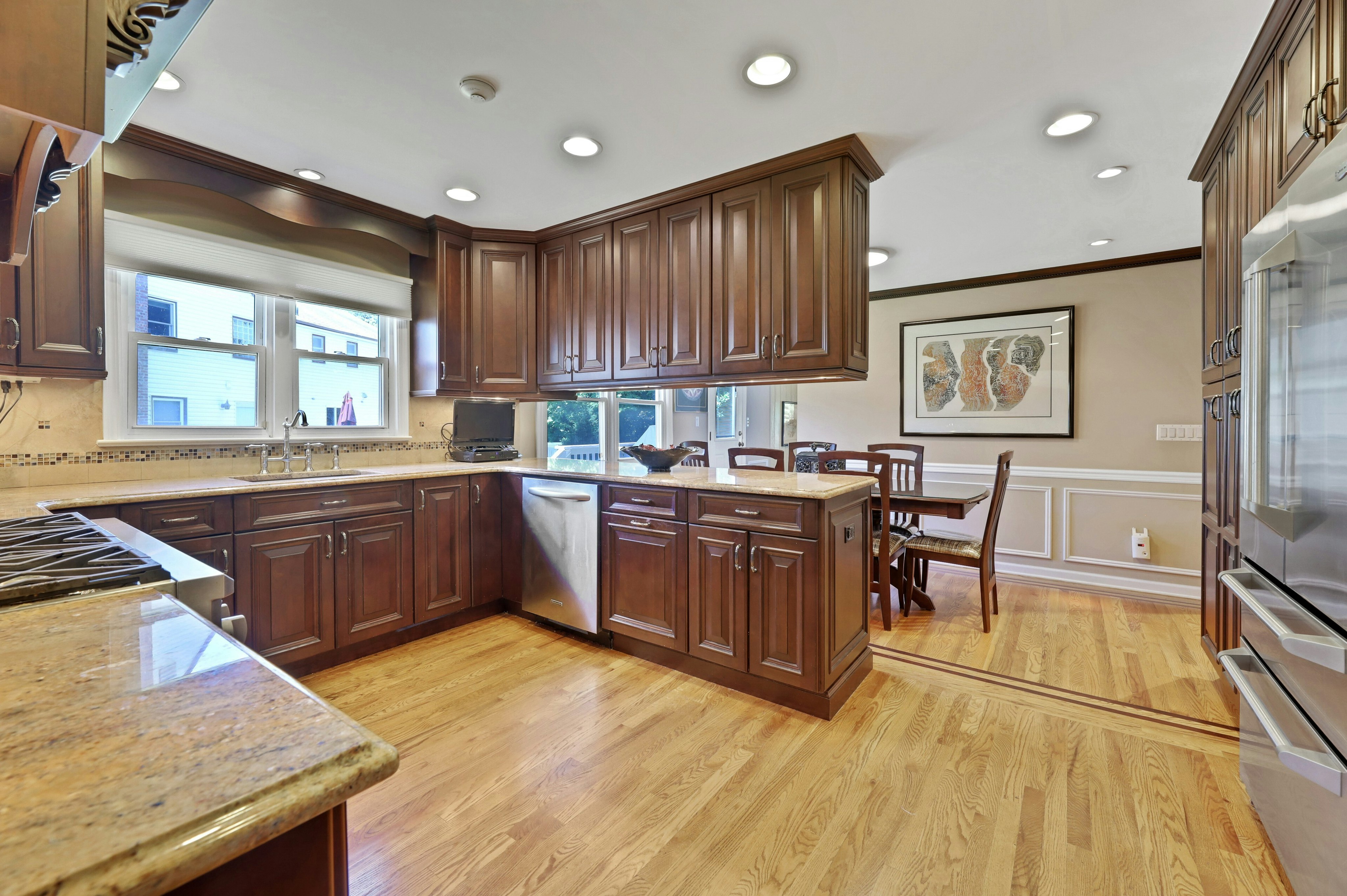  42-09 Cosgrove Court, Fair Lawn, NJ 07410 - 物件實景
