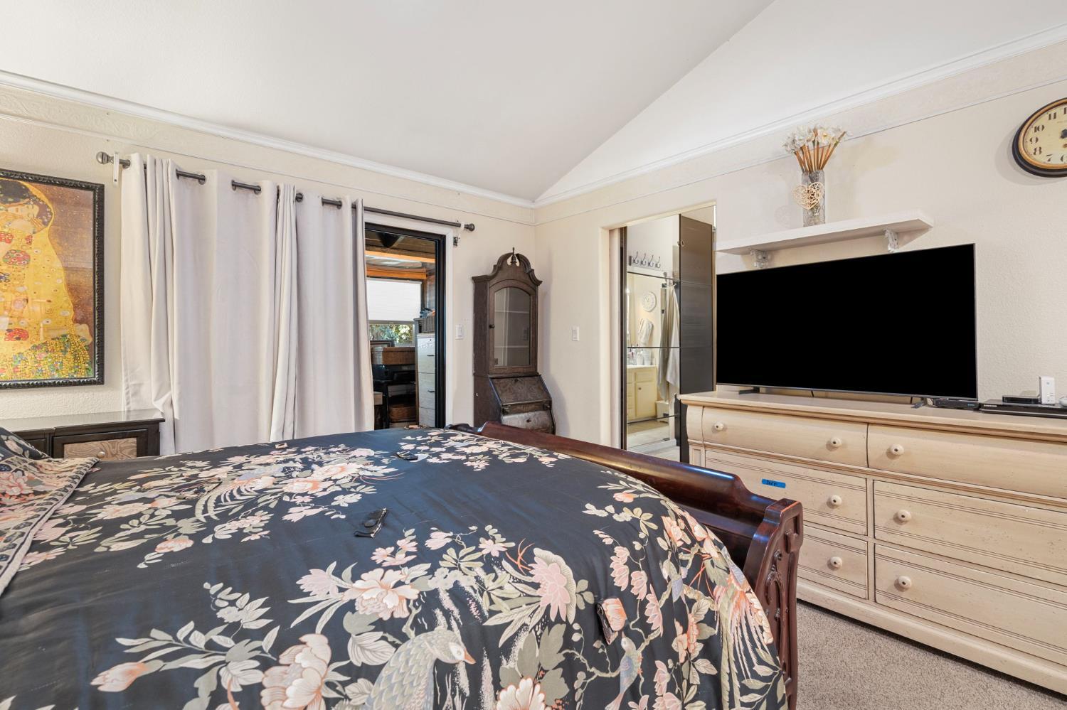 Davis, California, 95616, United States, 4 Bedrooms Bedrooms, ,5 BathroomsBathrooms,Residential,For Sale,1895381