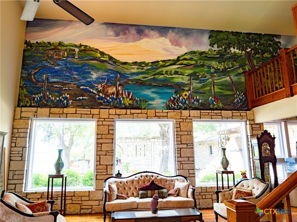 Edna, Texas, 77957, United States, 5 Bedrooms Bedrooms, ,5 BathroomsBathrooms,Residential,For Sale,1770365