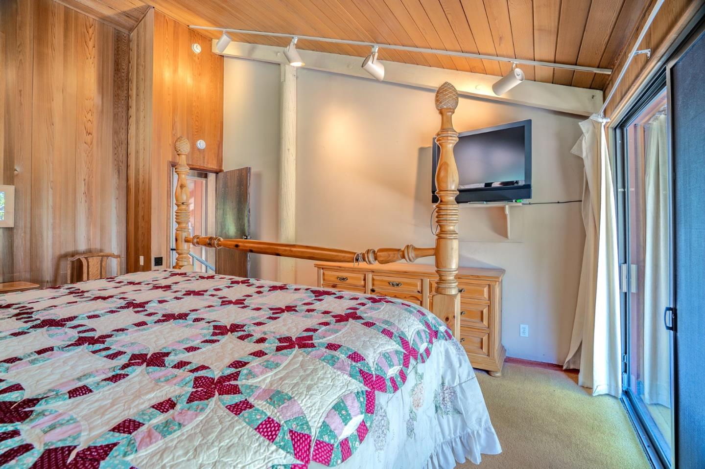 Woodside, California, 94062, United States, 3 Bedrooms Bedrooms, ,4 BathroomsBathrooms,Residential,For Sale,1848969