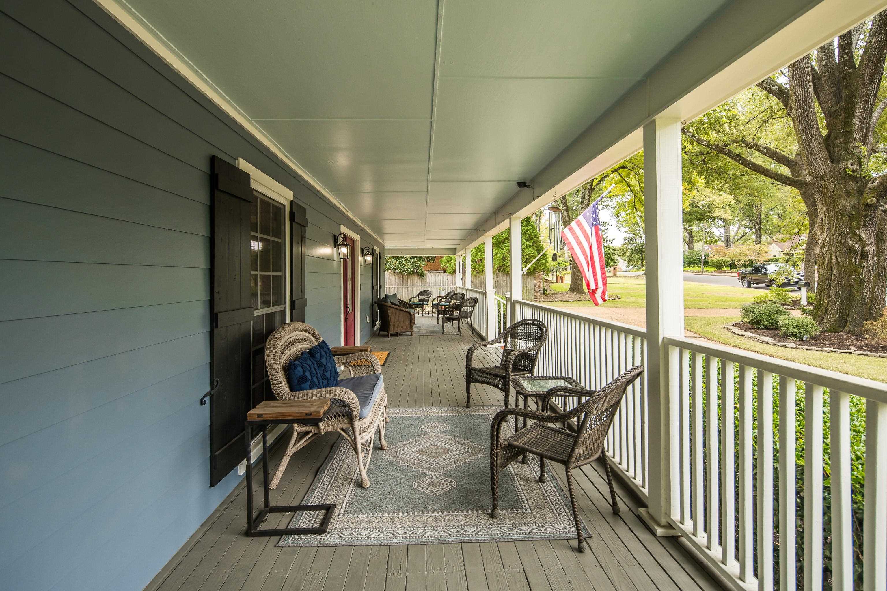 Memphis, Tennessee, 38117, United States, 4 Bedrooms Bedrooms, ,3 BathroomsBathrooms,Residential,For Sale,1972441