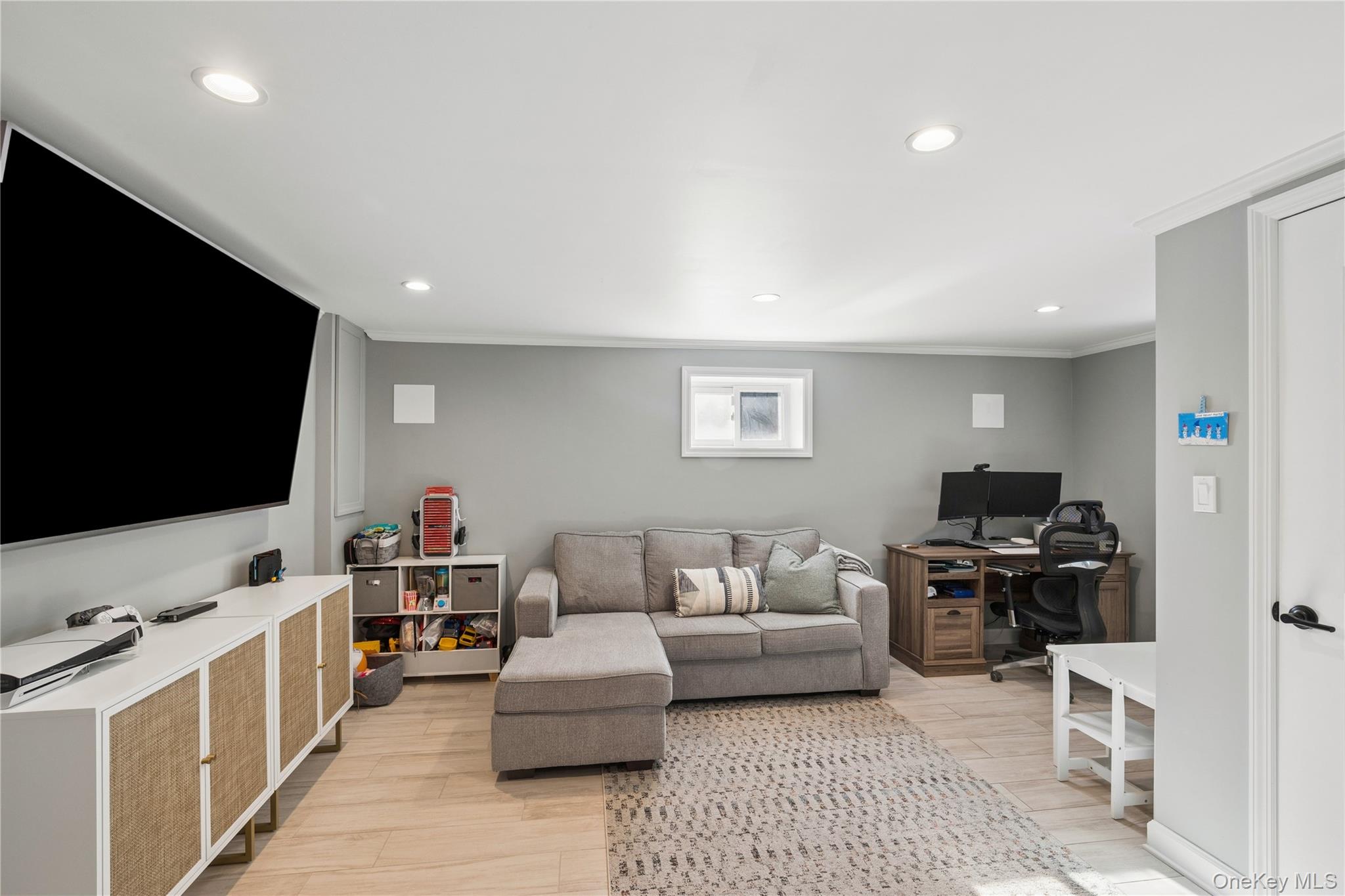  29 Voorhis Drive, Old Bethpage, NY, 11804 - 物件實景