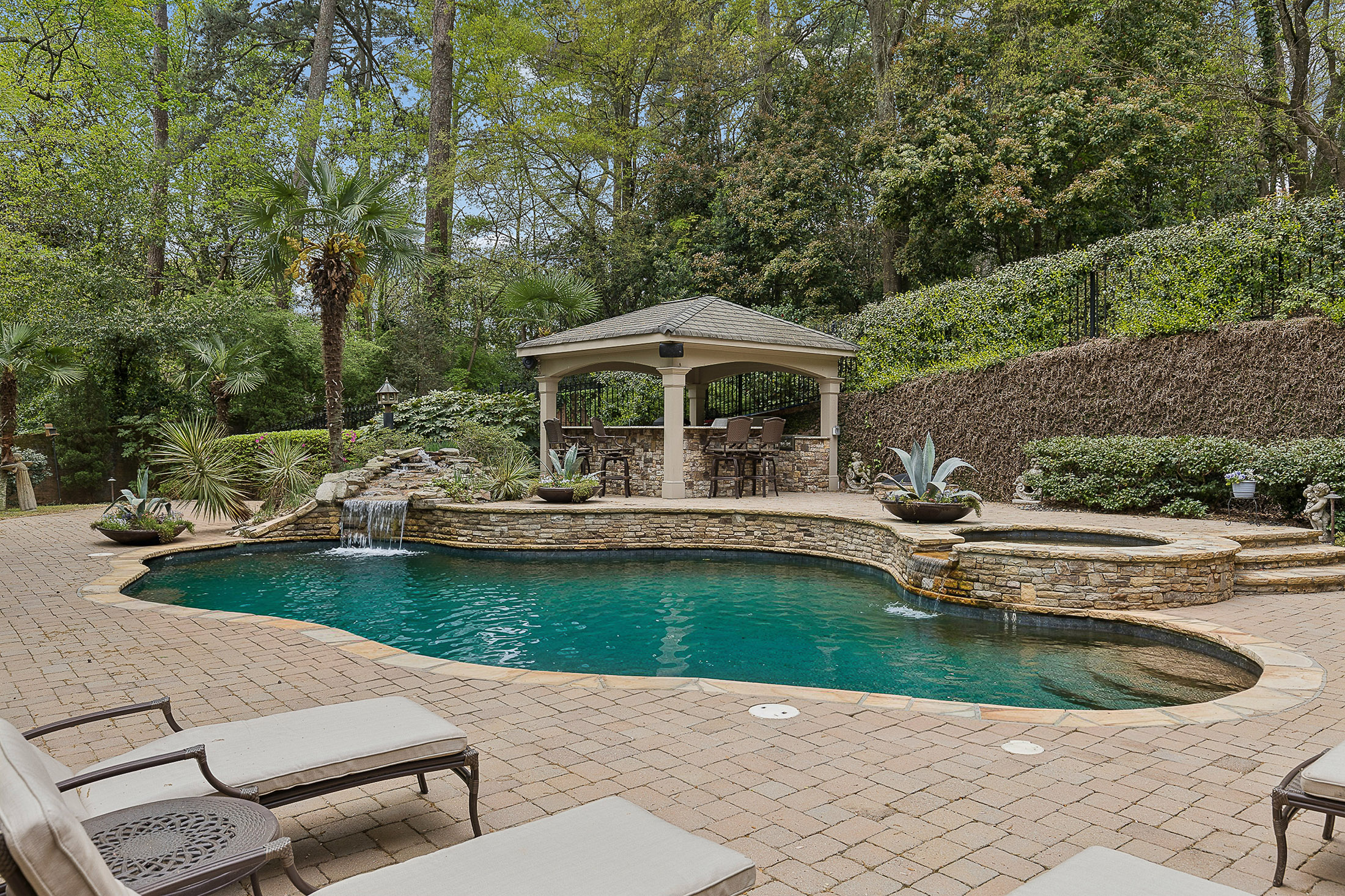  Exquisite Gated Brick and Stone Estate in Sought-after Chastain Park Area - 物件實景