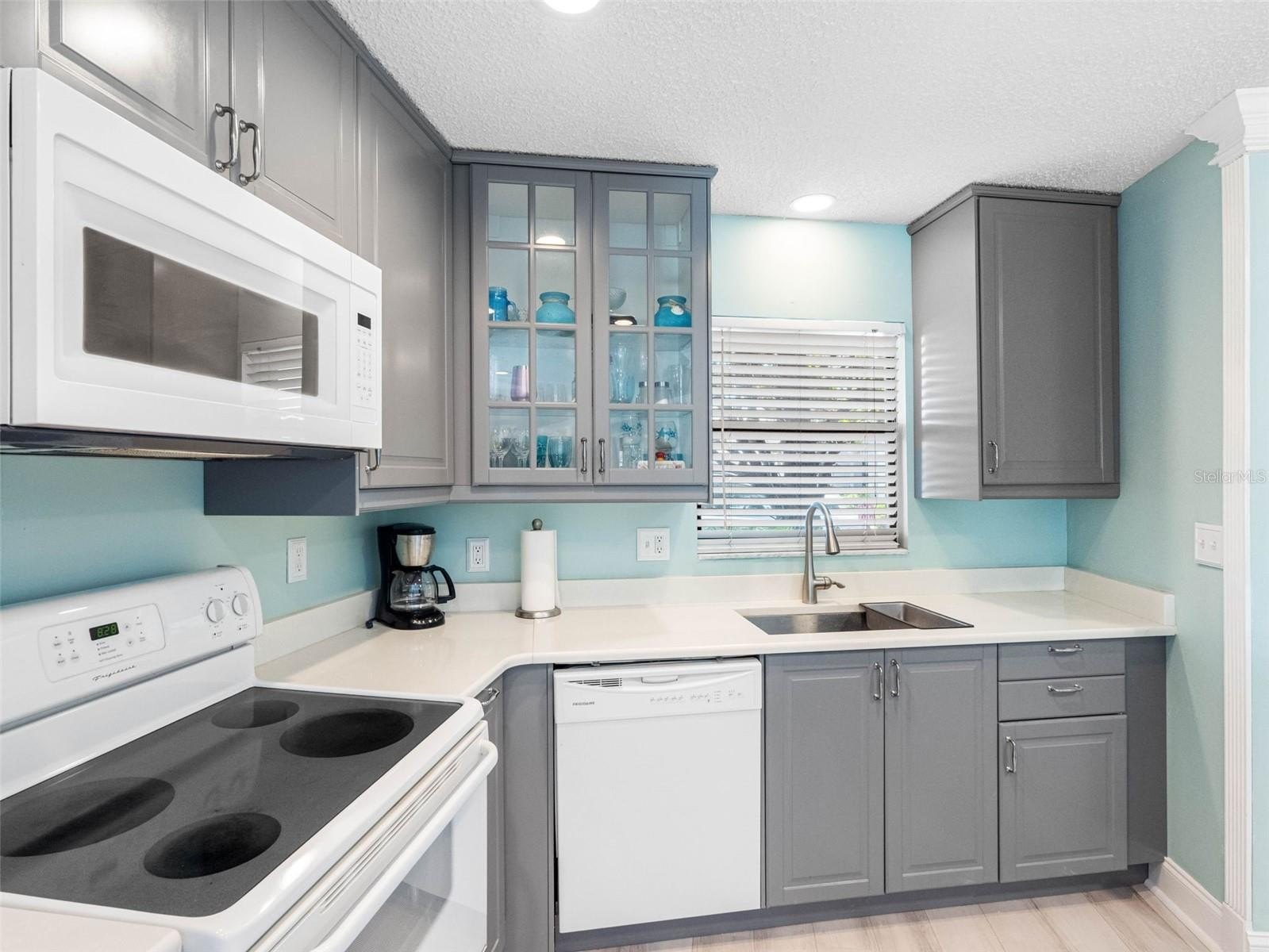 BELLEAIR BEACH, Florida, 33786, United States, 2 Bedrooms Bedrooms, ,2 BathroomsBathrooms,Residential,For Sale,1927749