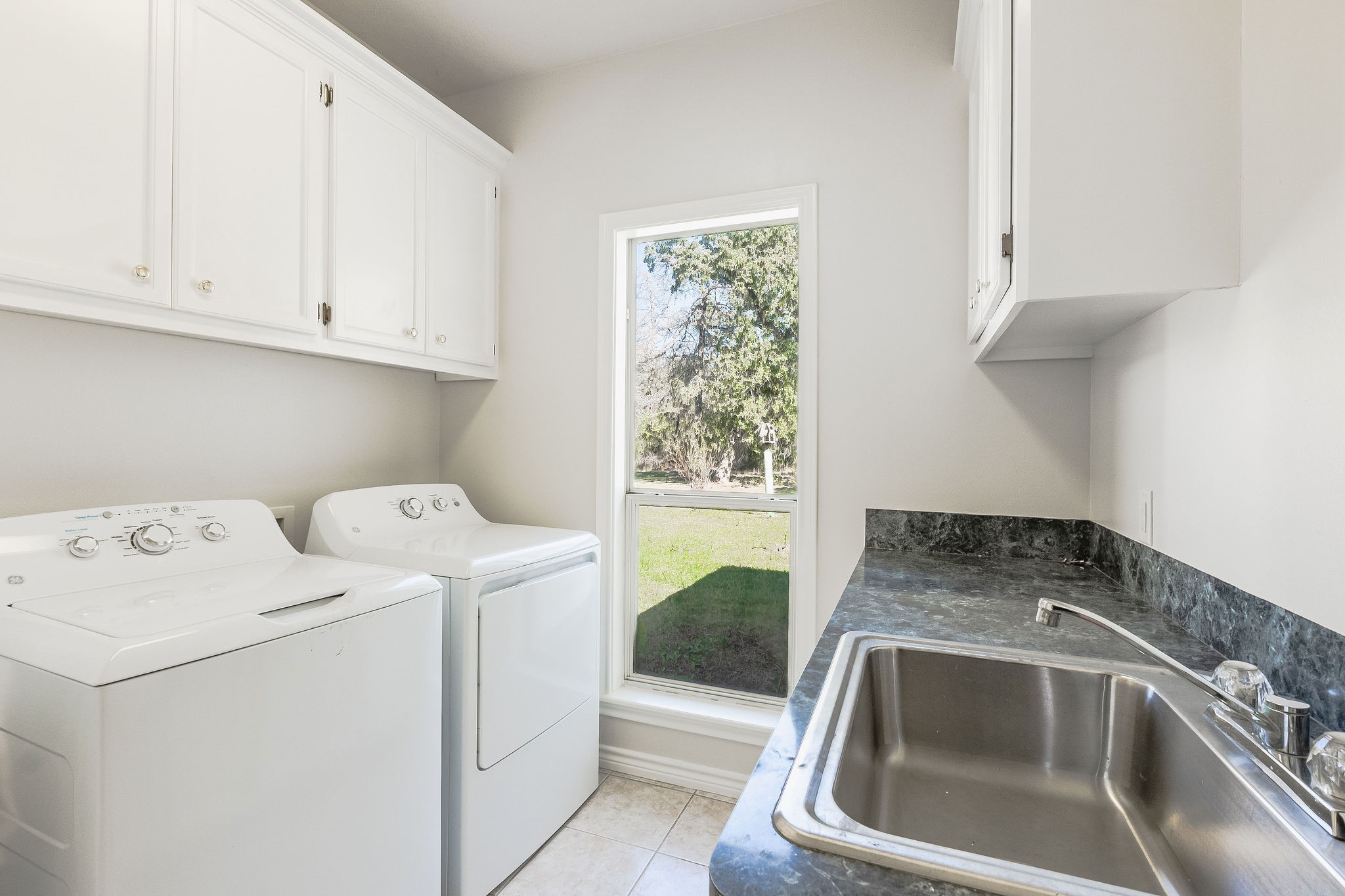 Kurten, Texas, 77808, United States, 3 Bedrooms Bedrooms, ,3 BathroomsBathrooms,Residential,For Sale,1989636