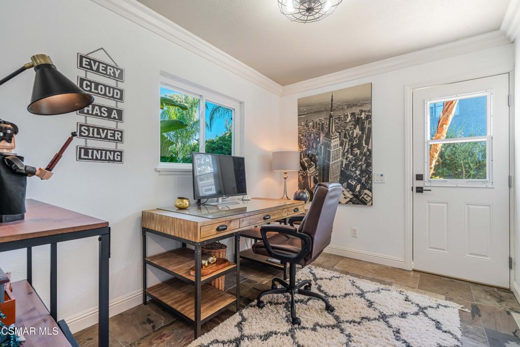 Simi Valley, California, 93065, United States, 4 Bedrooms Bedrooms, ,3 BathroomsBathrooms,Residential,For Sale,1941283