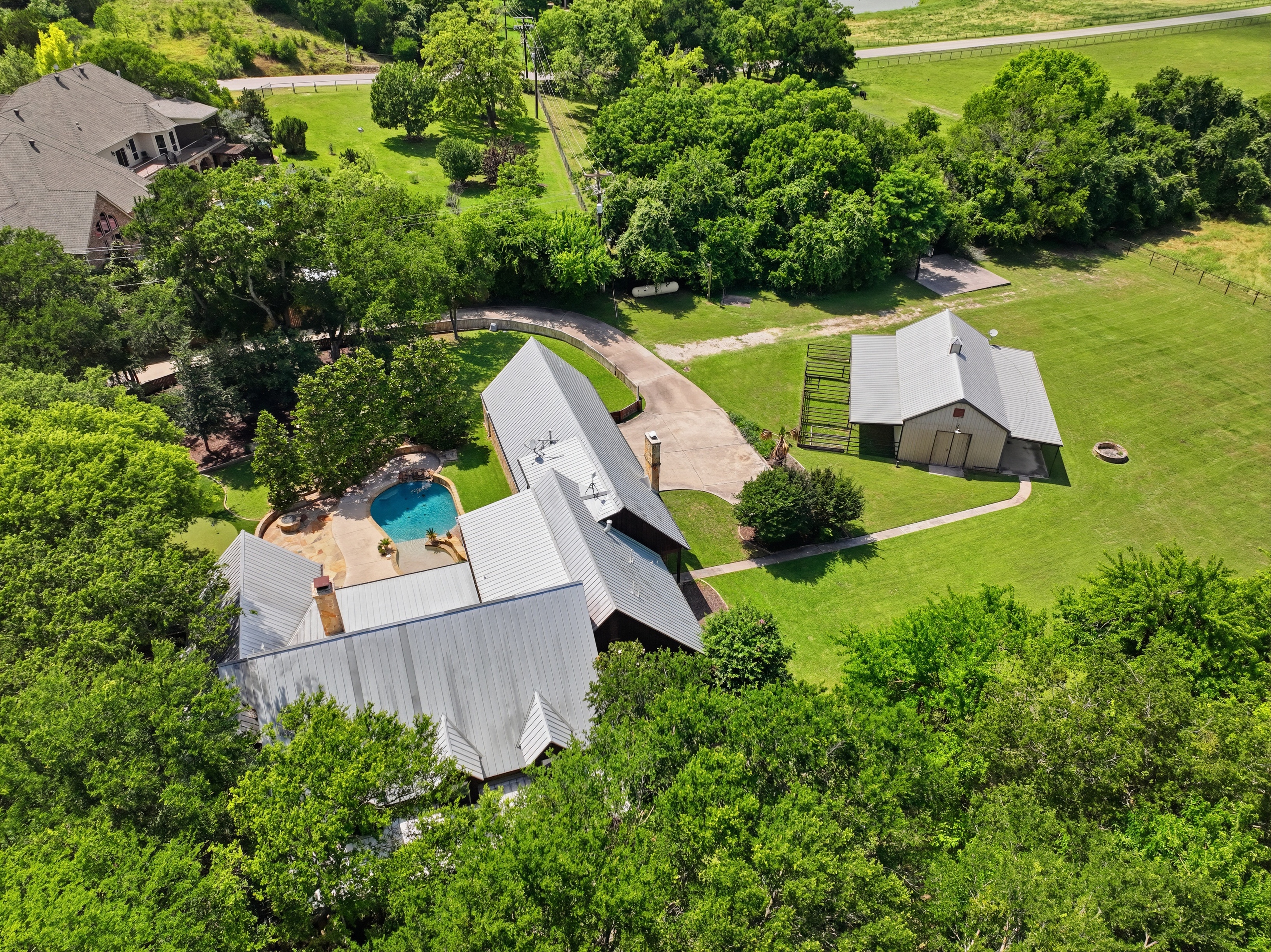  129 Trinity Bluffs, Aledo, TX, 76008 - 物件實景