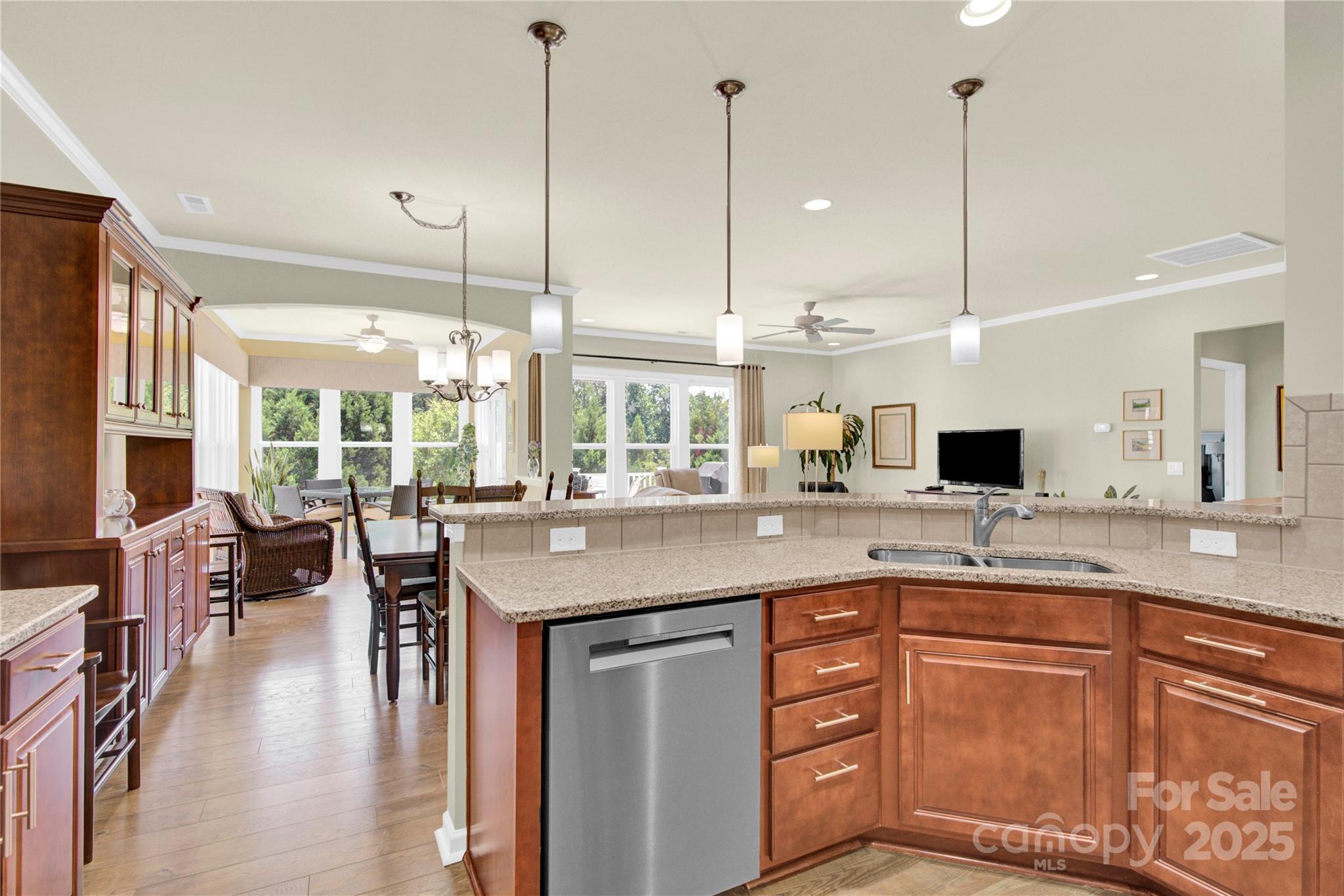 Fort Mill, South Carolina, 29707, United States, 3 Bedrooms Bedrooms, ,3 BathroomsBathrooms,Residential,For Sale,1901916