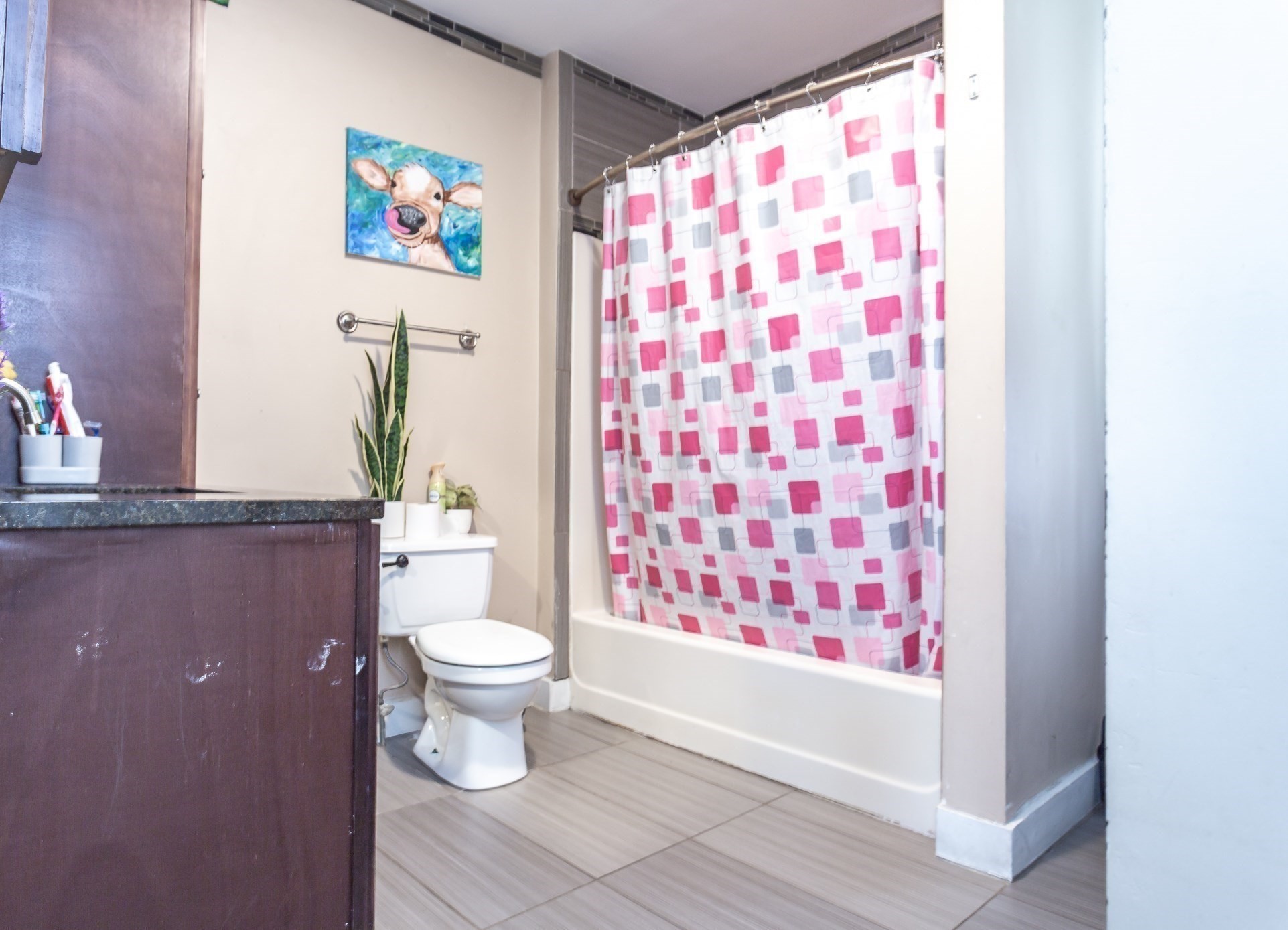 New Bedford, Massachusetts, 02740, United States, 7 Bedrooms Bedrooms, ,2 BathroomsBathrooms,Residential,For Sale,1943461