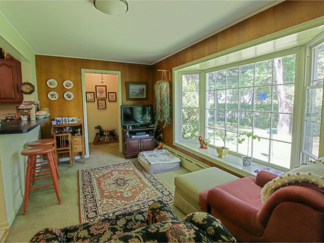 Burlington, Vermont, 05401, United States, 4 Bedrooms Bedrooms, ,2 BathroomsBathrooms,Residential,For Sale,1838710