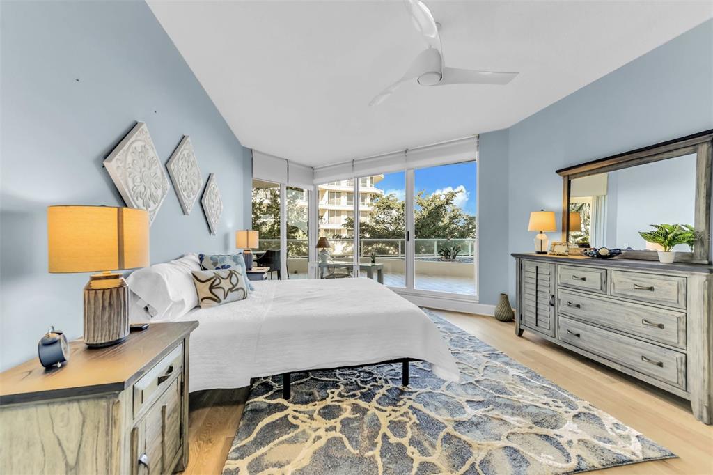 Longboat Key, Florida, 34228, United States, 2 Bedrooms Bedrooms, ,2 BathroomsBathrooms,Residential,For Sale,1991769