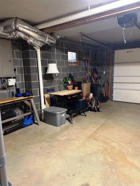 West Jefferson, North Carolina, 28694, United States, 2 Bedrooms Bedrooms, ,2 BathroomsBathrooms,Residential,For Sale,1986104