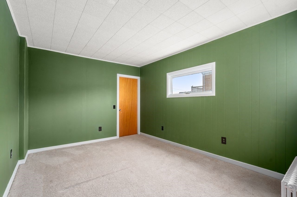 Winthrop, Massachusetts, 02152, United States, 3 Bedrooms Bedrooms, ,2 BathroomsBathrooms,Residential,For Sale,1990916