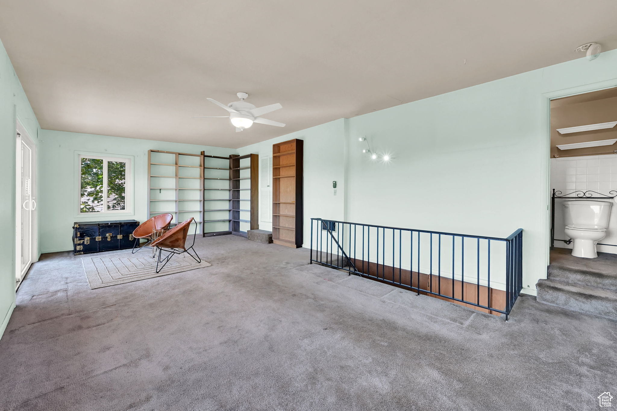 Salt Lake City, Utah, 84103, United States, 3 Bedrooms Bedrooms, ,2 BathroomsBathrooms,Residential,For Sale,1925078