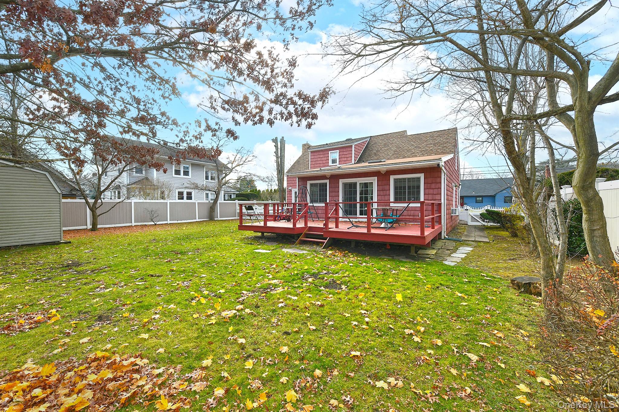 Freeport, New York, 11520, United States, 3 Bedrooms Bedrooms, ,2 BathroomsBathrooms,Residential,For Sale,2003300