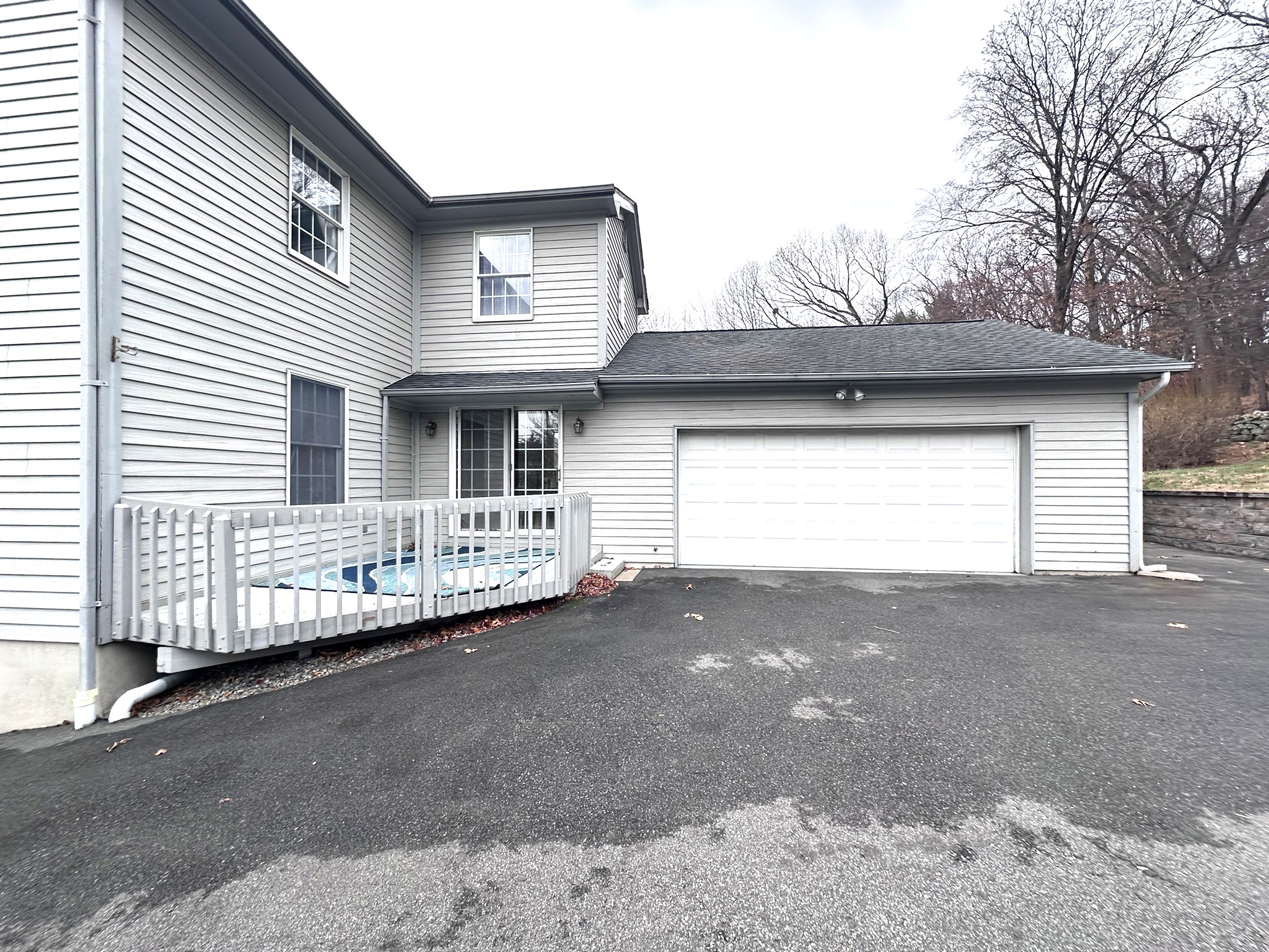 Boonton, New Jersey, 07005, United States, 4 Bedrooms Bedrooms, ,4 BathroomsBathrooms,Residential,For Sale,1990239