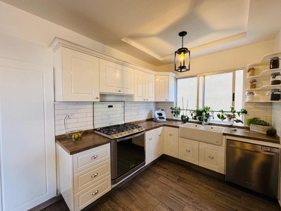 Atizapán de Zaragoza, Estado de méxico, 52930, Mexico, 3 Bedrooms Bedrooms, ,4 BathroomsBathrooms,Residential,For Sale,1847695