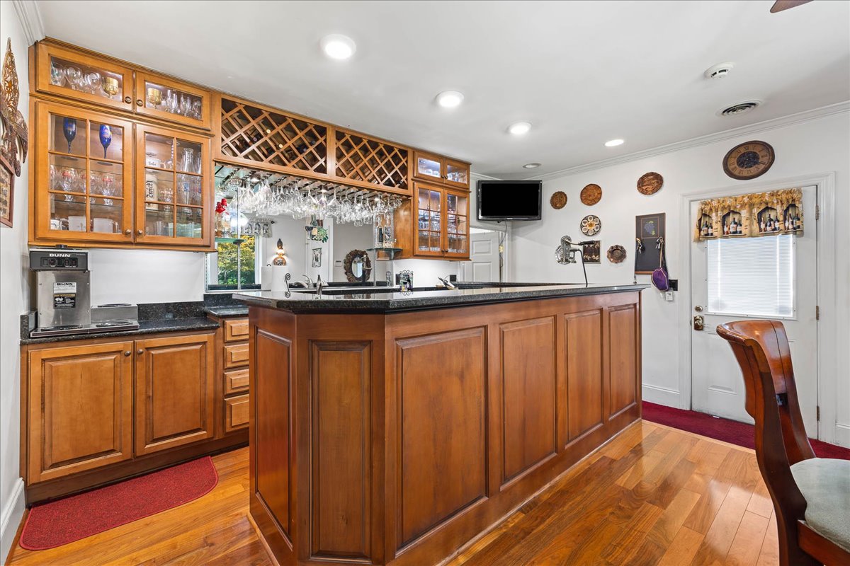 Chester, Virginia, 23831, United States, 5 Bedrooms Bedrooms, ,4 BathroomsBathrooms,Residential,For Sale,1889514