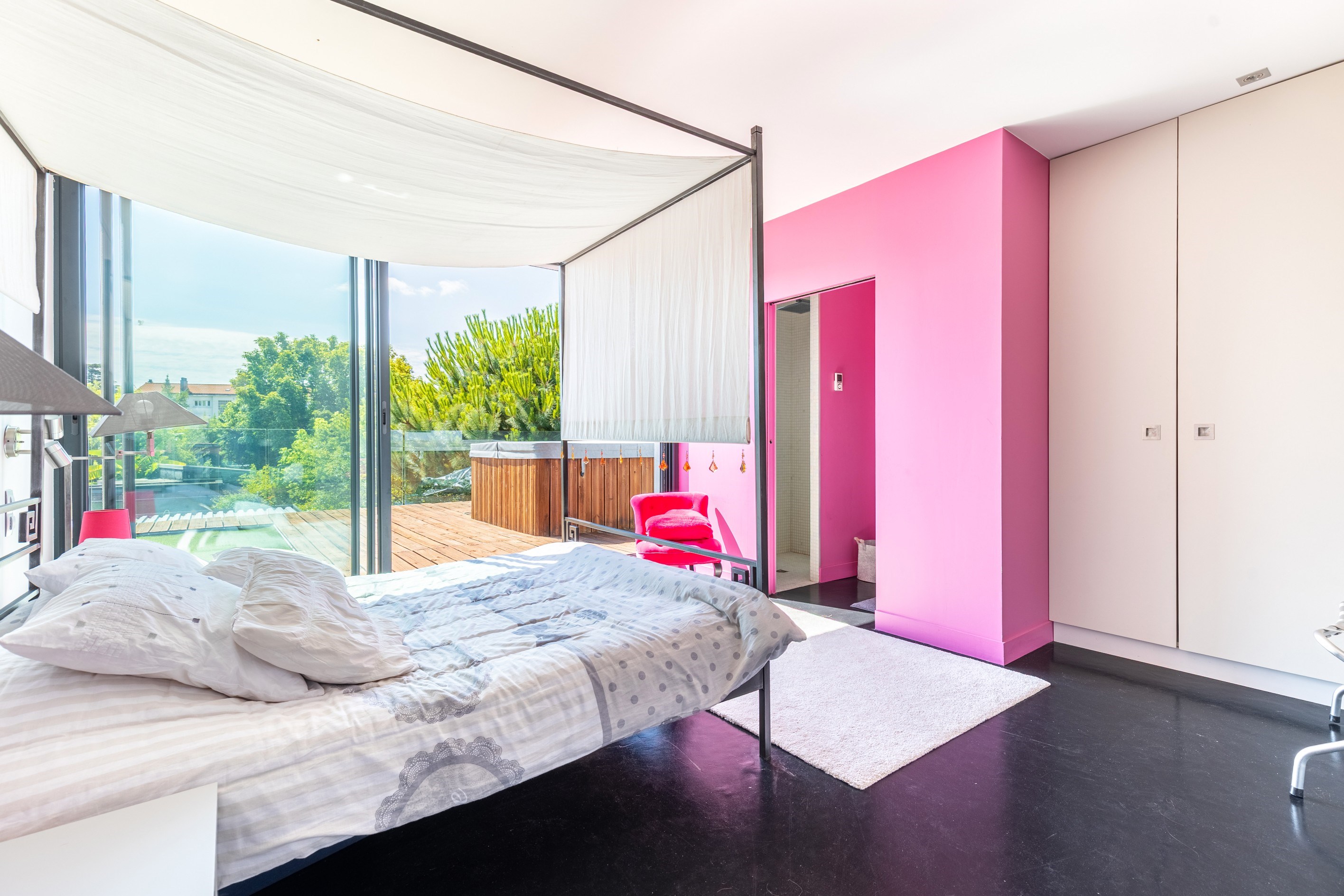  CAUDERAN - STUNNING CONTEMPORARY VILLA, GARDEN, POOL, DOUBLE GARAGE - AIR CONDI… - 物件實景